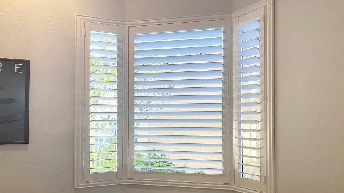 Bay Windows custom window treatments by EV Blinds