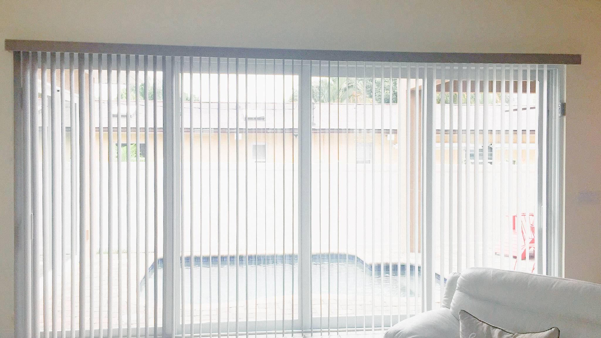 Custom venetian window blinds installed in SWFL living room