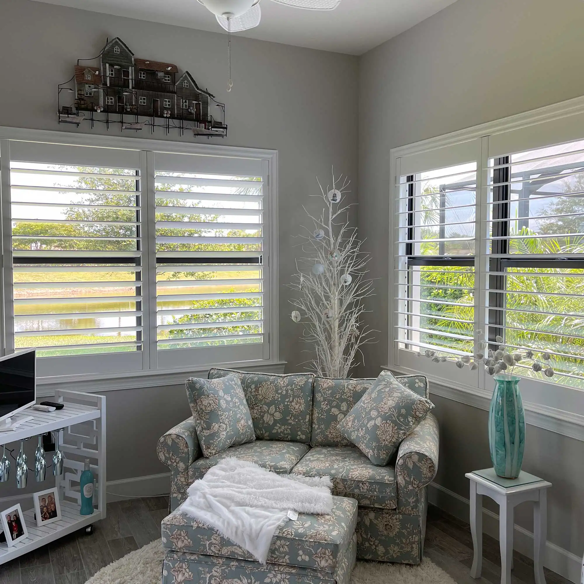livingroom plantation shutters