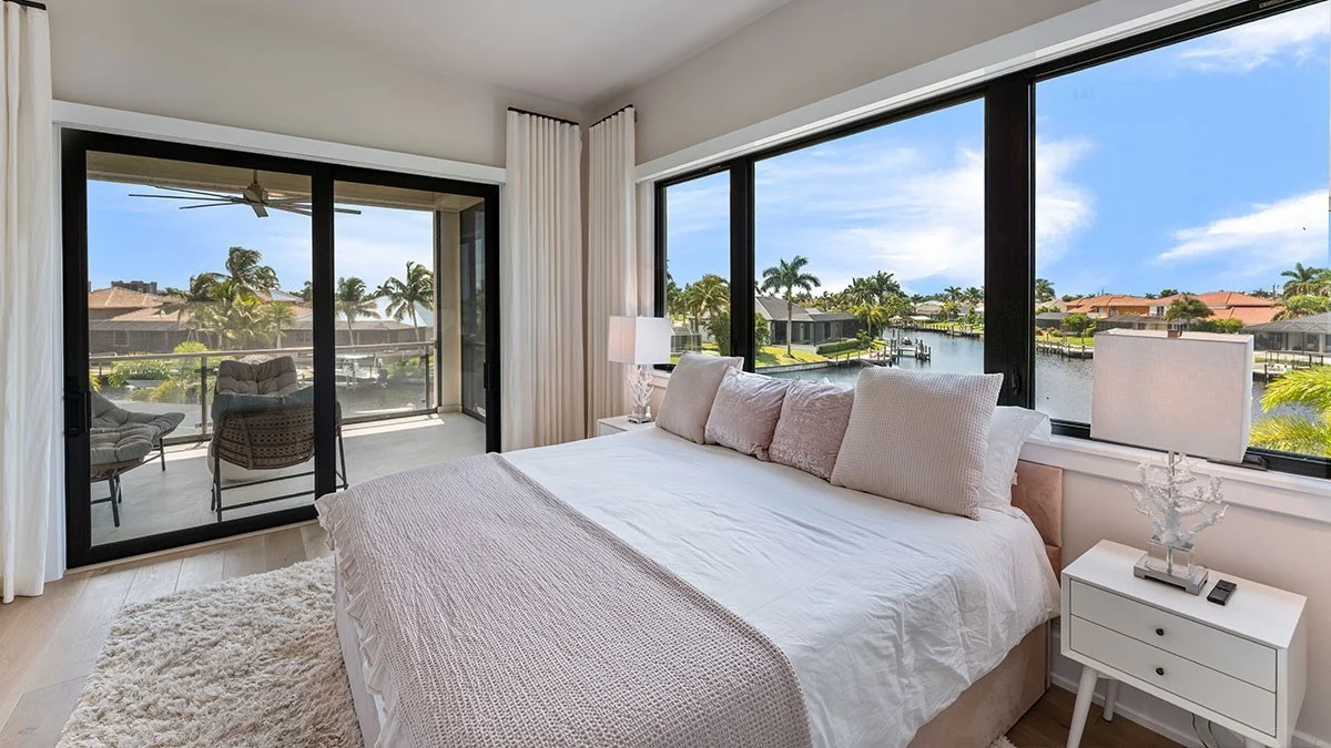 Motorized shades providing convenient control across large windows