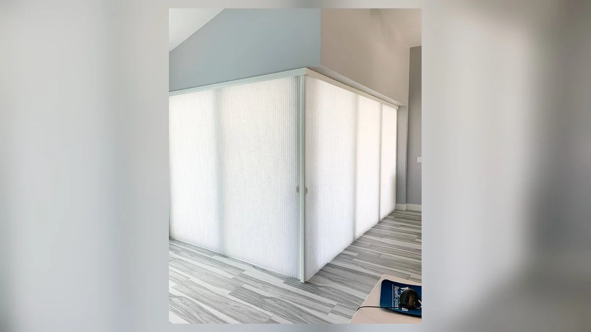Vertical blinds planned for broad glass and everyday operation