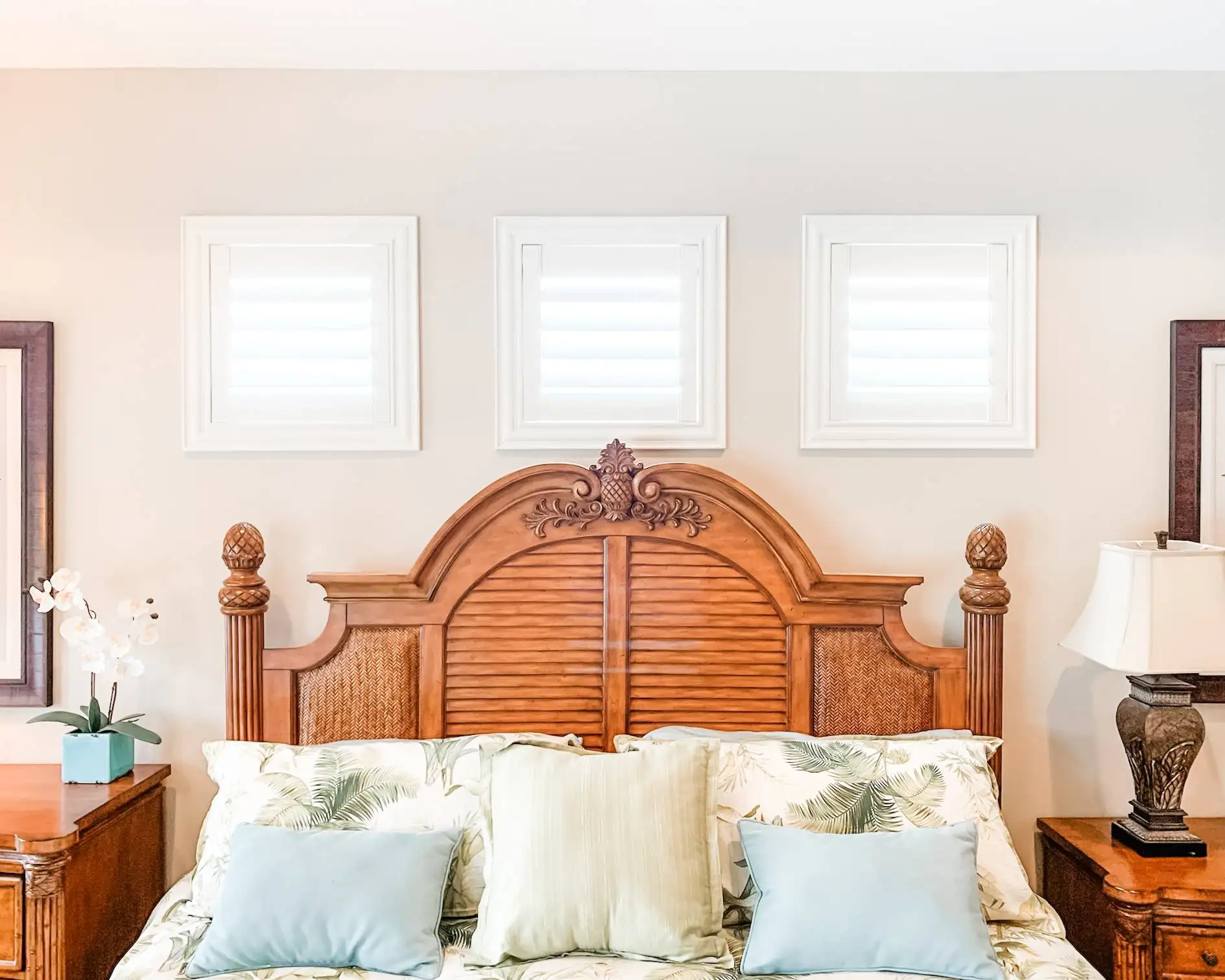 Plantation Shutters for small window blind in bedrooms in Naples