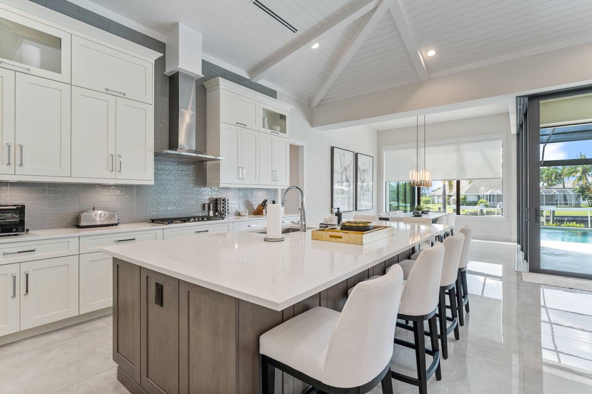 Roller Shades Dinning Room