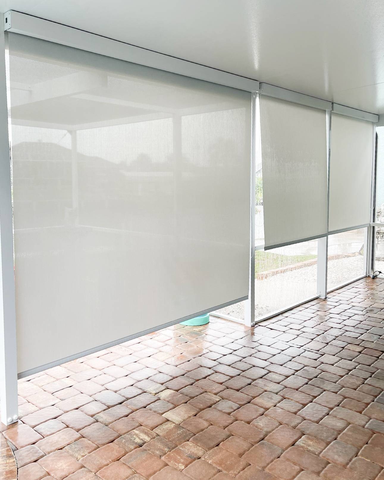 Roller Shades | large windows | outdoor | Marco Island Roller Shades for large windows in outdoor in Marco Island