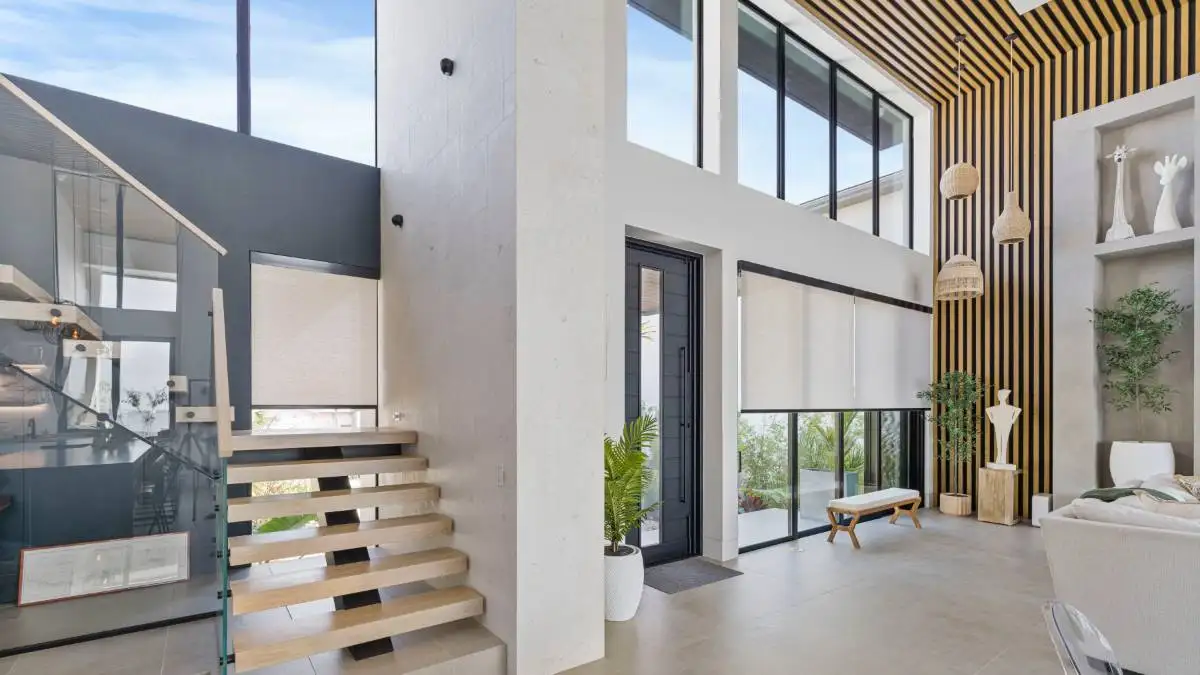 Roller Shades Stair View Other Angle 2 Ev Blinds Treatment Store 1200x675px